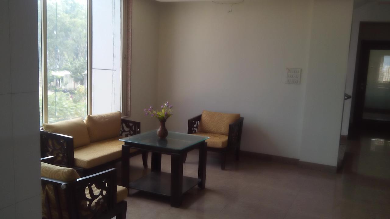 Hotel Maratha Palace,萨塔拉 外观 照片